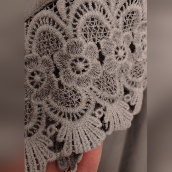 S.S. Weddings Lightweight Gray Robe - Picture 7 of 8